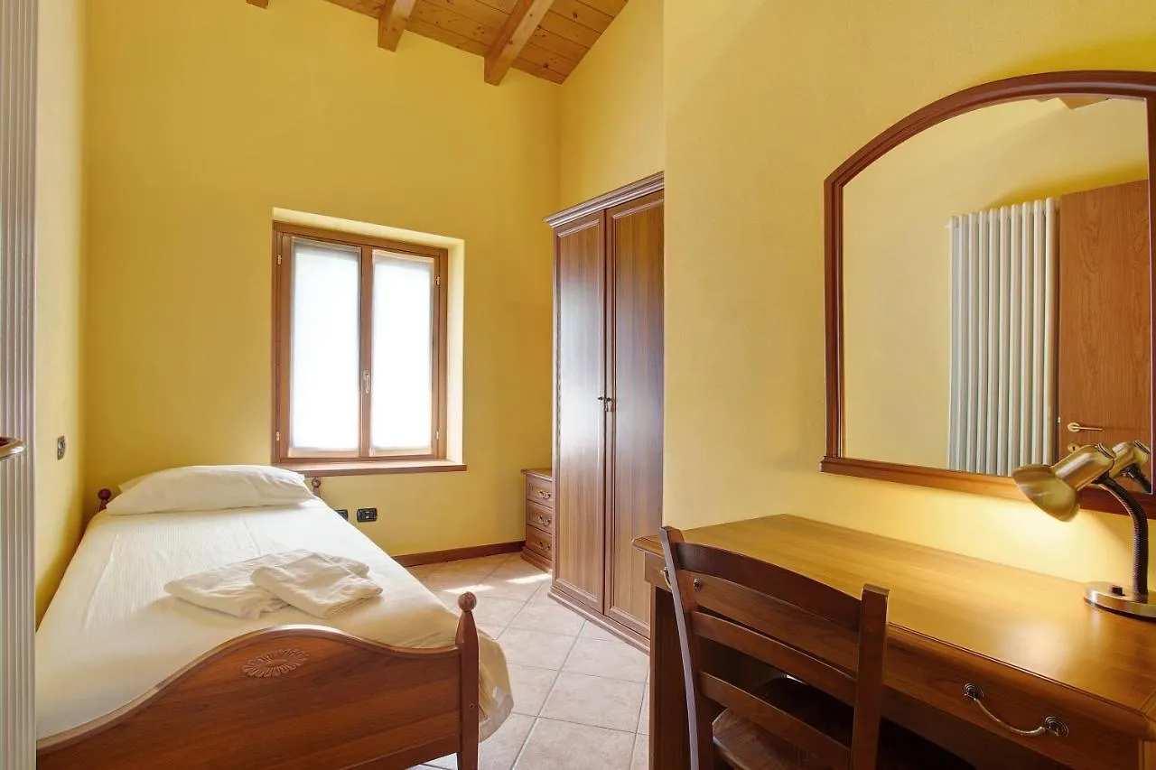 Apartment Residence Appartamento Parigi Civate